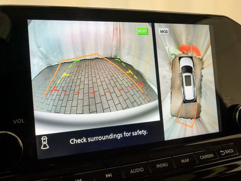 Certified 2024 Nissan Pathfinder SL image 15