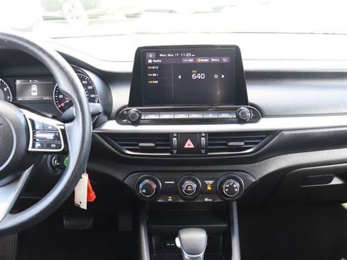 Used 2023 Kia Forte LXS image 14