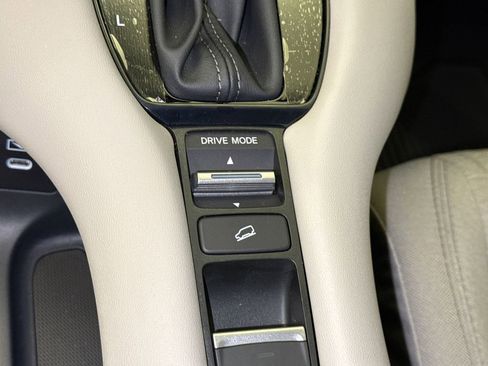 New 2027 Honda HR-V LX image 26
