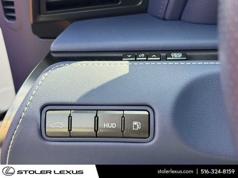 Used 2018 Lexus LC 500 Coupe w/ Touring Package RWD image 23