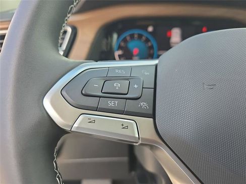 New 2026 Volkswagen Atlas SE image 25