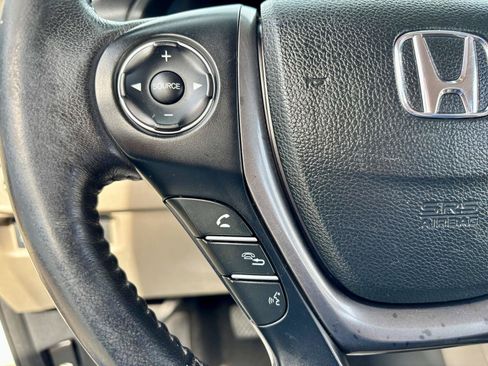 Used 2018 Honda Ridgeline RTL image 18