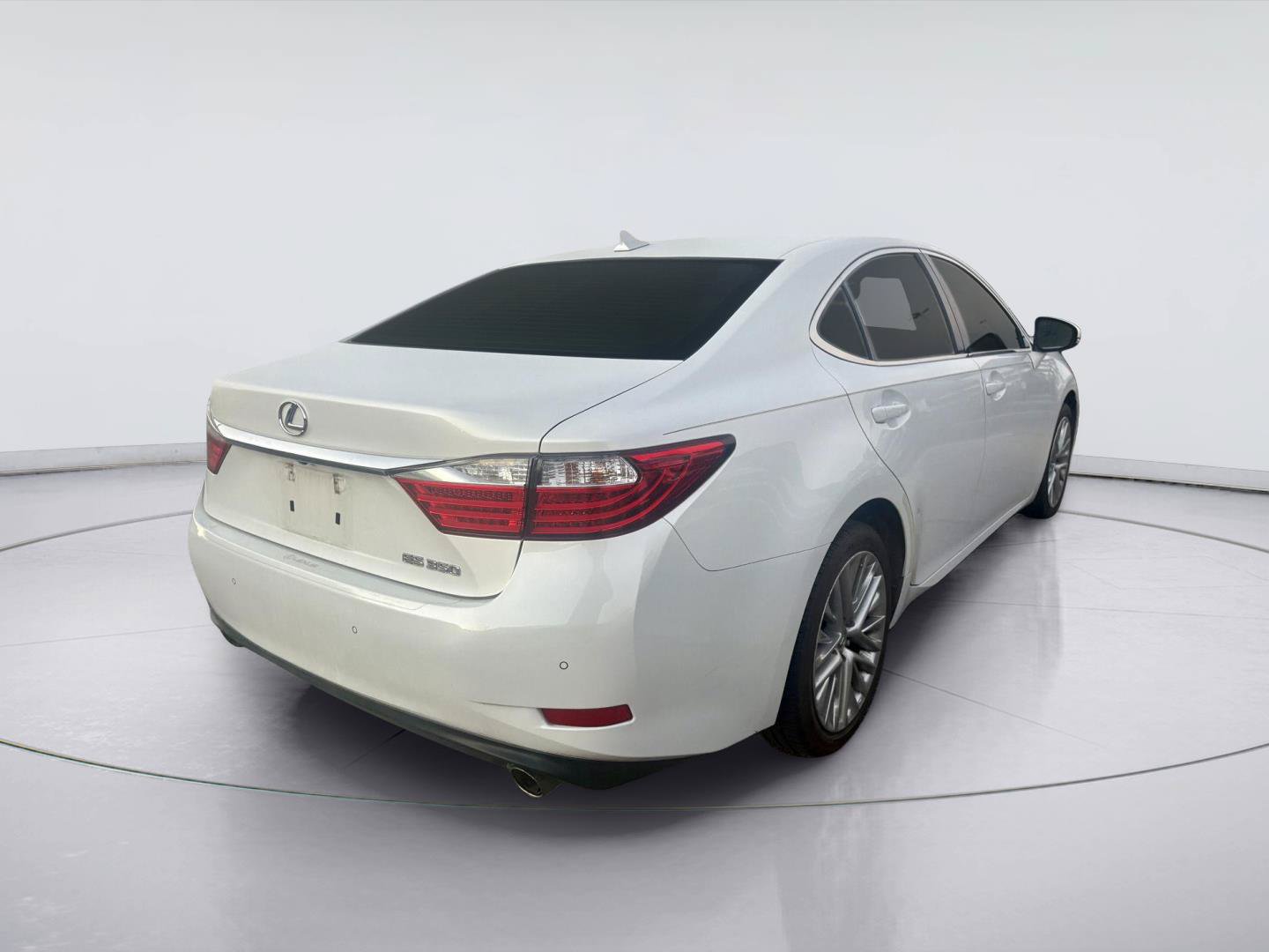 Used 2013 Lexus ES 350 w/ Luxury Pkg FWD image 3