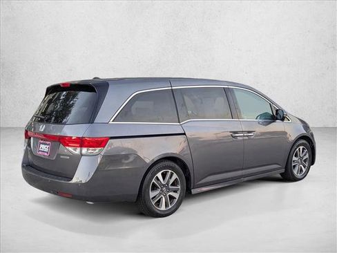 Used 2016 Honda Odyssey Touring Elite image 5