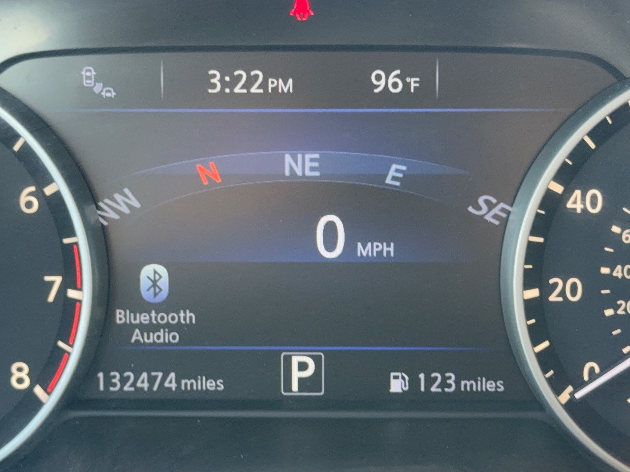 Used 2015 Nissan Murano Platinum w/ Platinum Technology Package FWD image 26