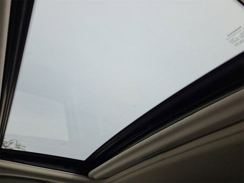 Used 2012 Nissan Juke SL image 26