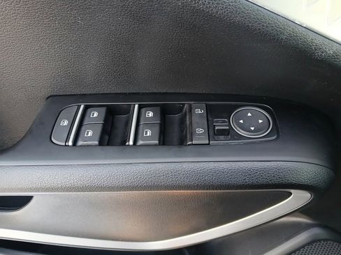 Certified 2025 Kia Soul S image 32