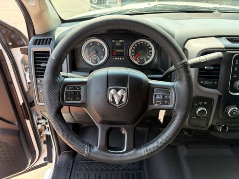 Used 2017 RAM 3500 Tradesman w/ Chrome Appearance Group AWD/4WD image 13
