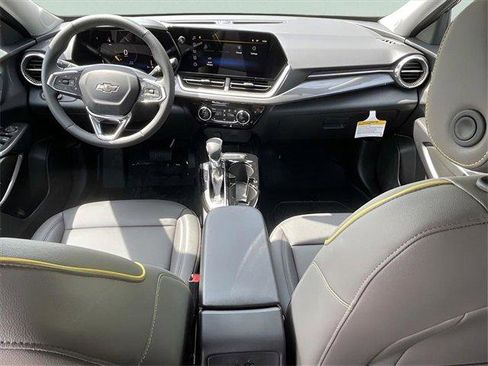 New 2025 Chevrolet Trax ACTIV w/ Driver Confidence Package image 23