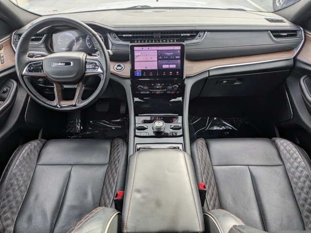 Certified 2025 Jeep Grand Cherokee Summit w/ Obsidian Package AWD/4WD image 16