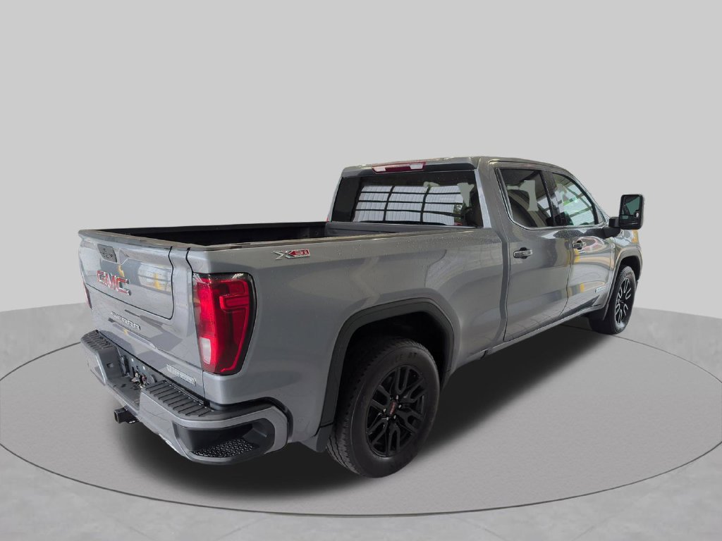 Used 2021 GMC Sierra 1500 Elevation w/ X31 Off-Road Package AWD/4WD image 11
