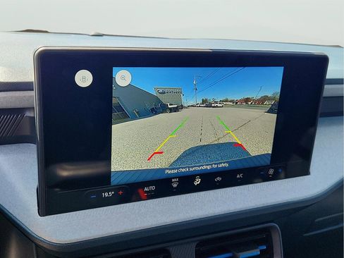 New 2025 Ford Maverick XLT image 11