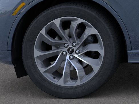 New 2026 Lincoln Aviator 2WD w/ Jet Appearance Package image 19