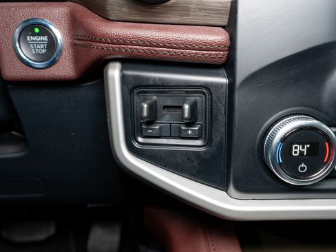 Used 2023 Ford Expedition Max Limited image 27