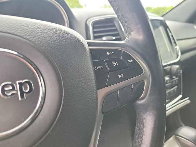 Used 2022 Jeep Grand Cherokee Laredo AWD/4WD image 31
