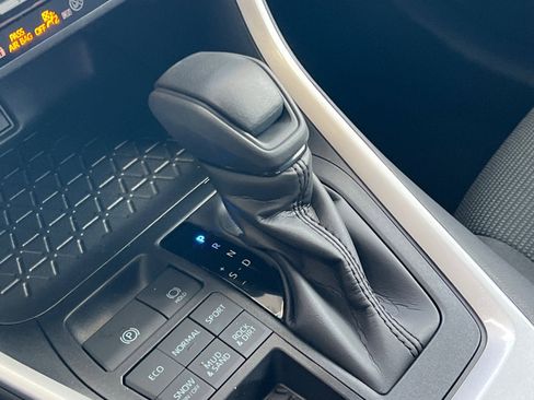 New 2025 Toyota RAV4 LE image 18