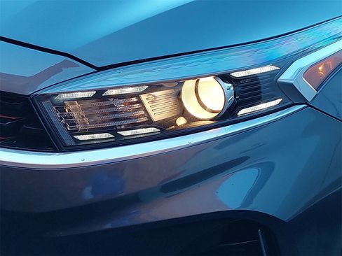 Used 2023 Kia Forte GT-Line w/ GT-Line Technology Package image 38