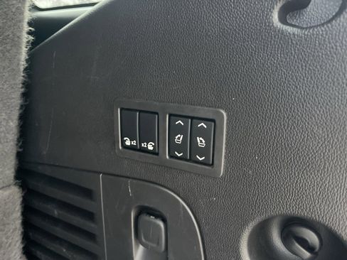 Used 2016 Chevrolet Tahoe LT w/ Luxury Package image 13