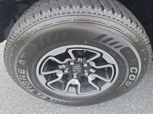 Used 2018 RAM 1500 Rebel w/ Luxury Group AWD/4WD image 13