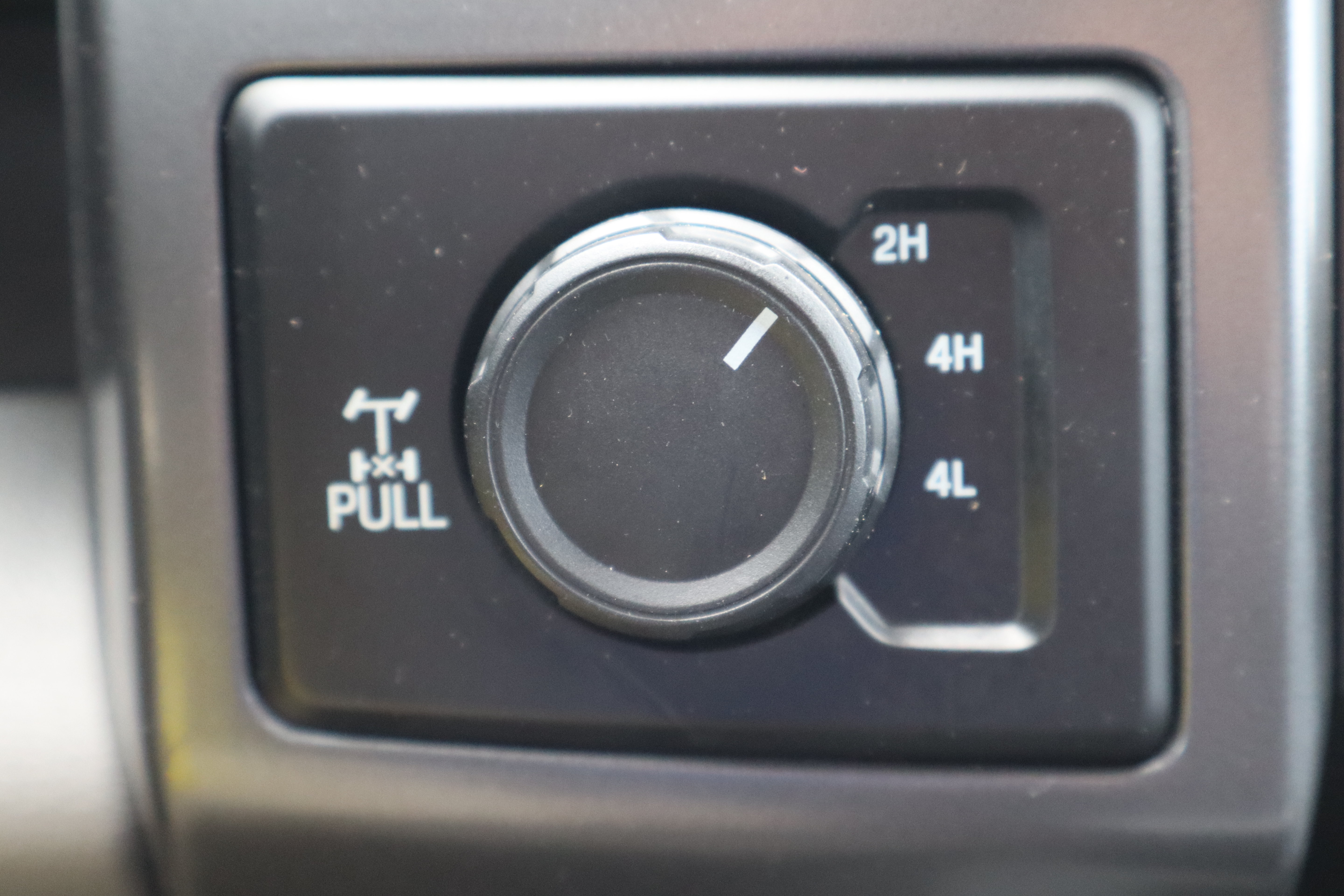 Used 2018 Ford F150 XLT w/ Equipment Group 302A Luxury AWD/4WD image 25