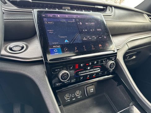 Used 2021 Jeep Grand Cherokee L Overland w/ Luxury Tech Group IV image 27