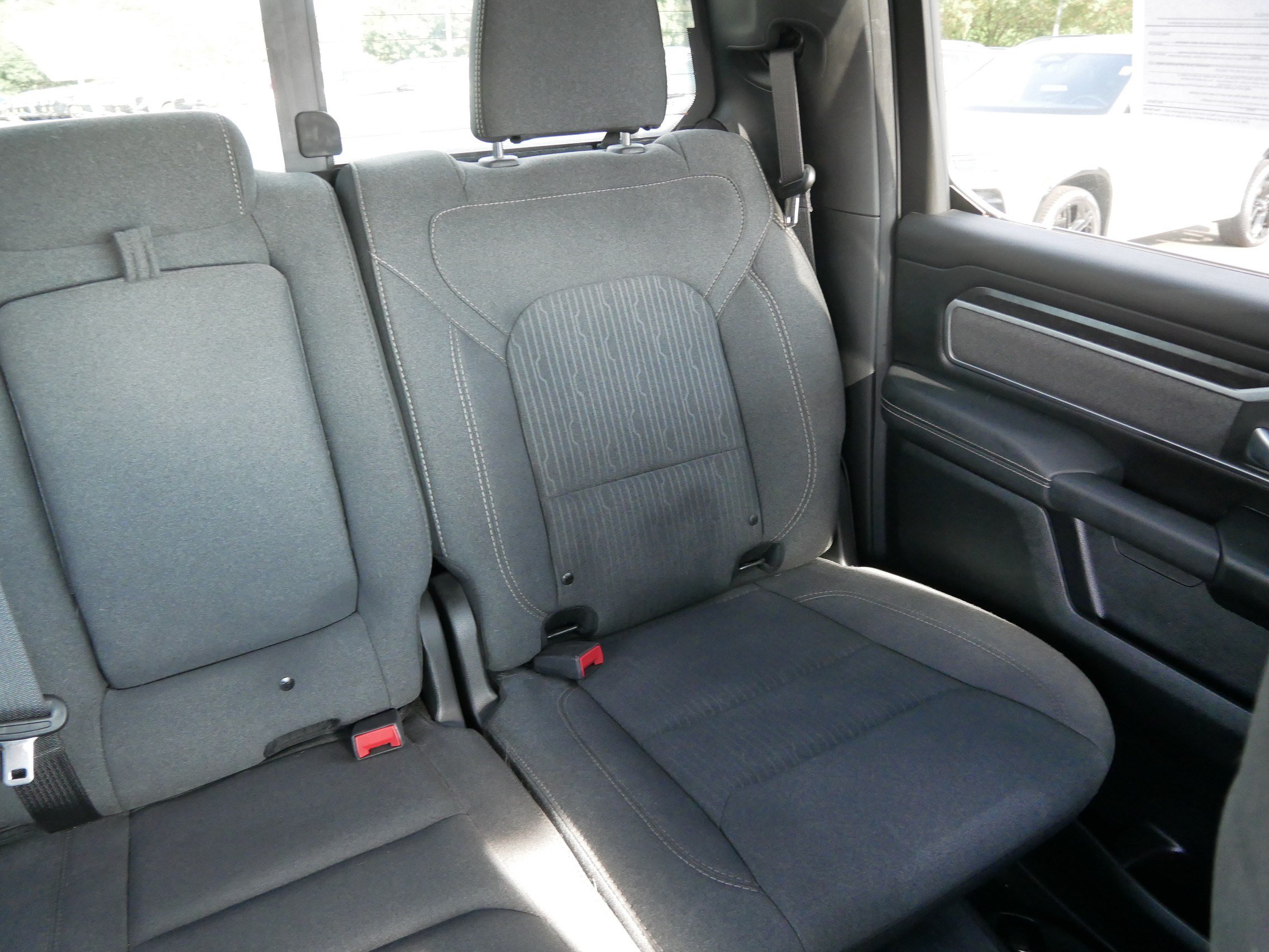 Used 2019 RAM 1500 Big Horn AWD/4WD image 14