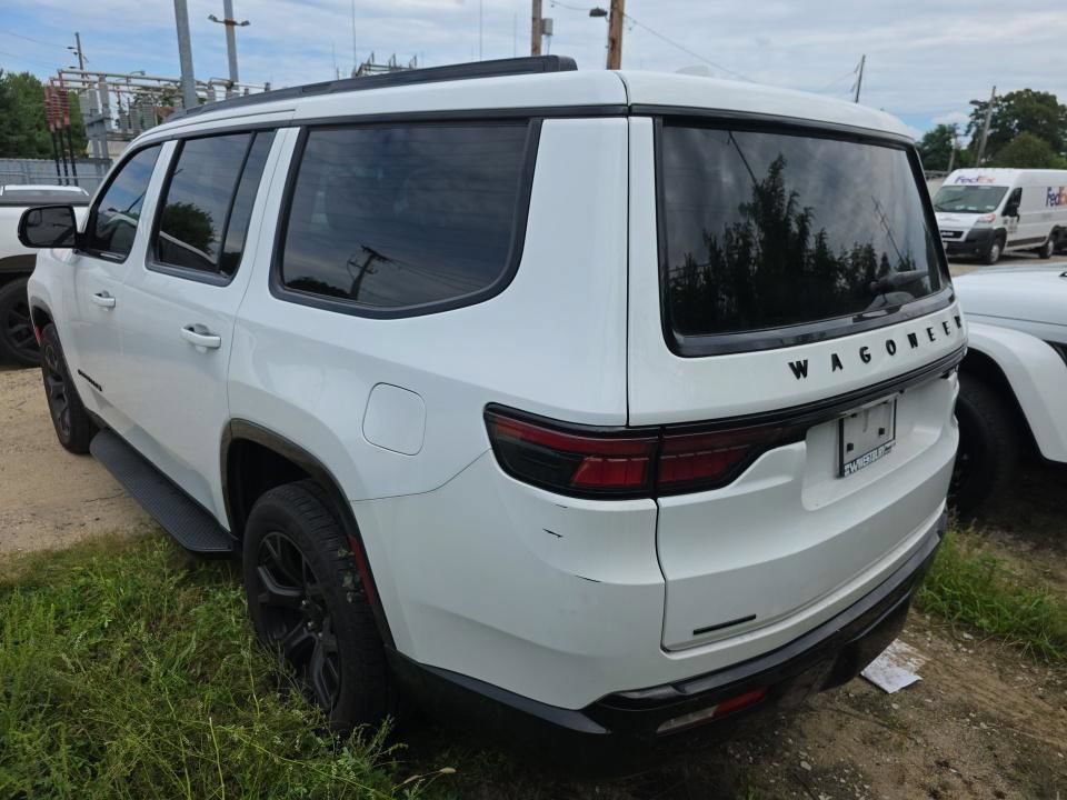 Used 2023 Jeep Wagoneer Series II AWD/4WD image 8