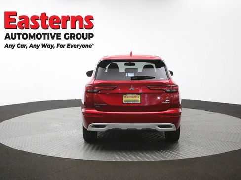 Used 2023 Mitsubishi Outlander SEL AWD/4WD image 73