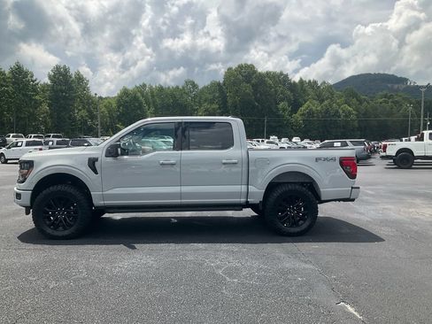 New 2026 Ford F150 XLT w/ Equipment Group 302A MID AWD/4WD image 8