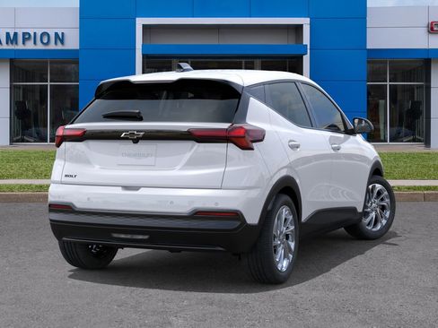 New 2027 Chevrolet Bolt LT w/ Comfort Package FWD image 4
