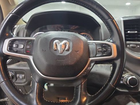 Used 2019 RAM 1500 Big Horn AWD/4WD image 12