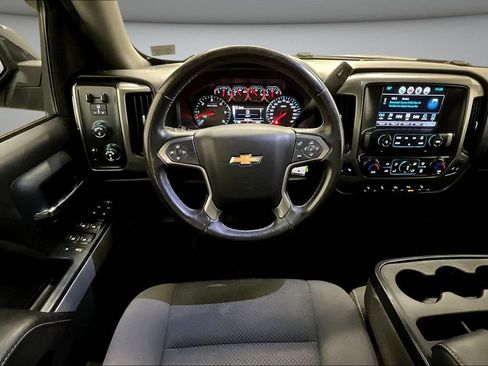 Used 2018 Chevrolet Silverado 1500 LT w/ All Star Edition image 9