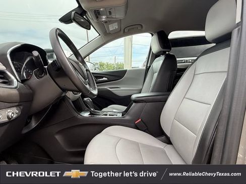 Used 2018 Chevrolet Equinox Premier FWD image 29