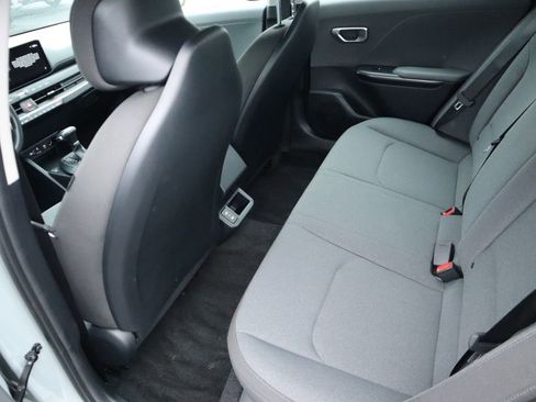 New 2025 Kia K4 LXS image 14