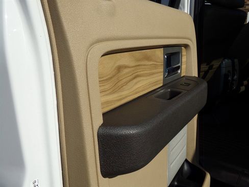 Used 2011 Ford F150 Lariat w/ Lariat Chrome Pkg image 80