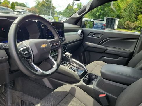 Used 2023 Chevrolet Colorado LT RWD image 12