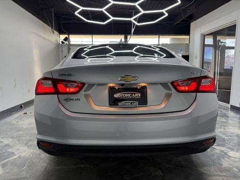 Used 2018 Chevrolet Malibu LT image 4