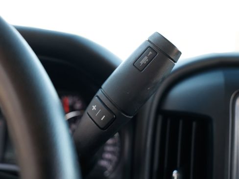 Used 2019 Chevrolet Silverado 1500 Custom w/ Custom Convenience Package image 32