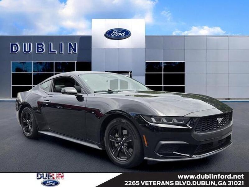 Used 2024 Ford Mustang Coupe RWD image 1