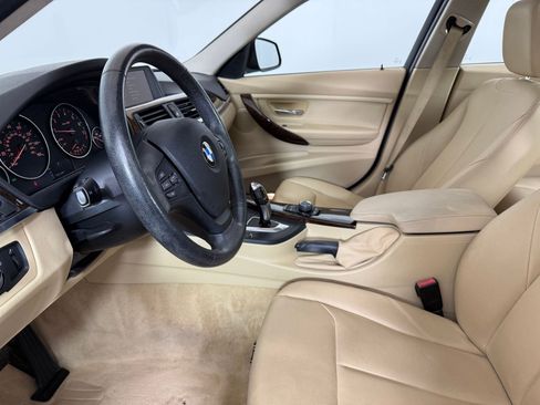 Used 2014 BMW 320i Sedan image 5