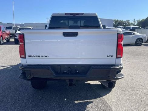Used 2025 Chevrolet Silverado 2500 LTZ w/ LTZ Plus Package AWD/4WD image 5