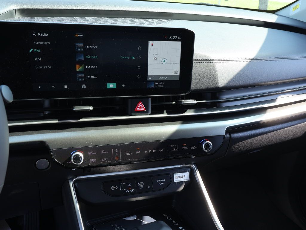 New 2027 Kia Carnival EX w/ Dark Edition Package FWD image 39