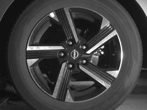 Used 2025 Nissan Sentra SV FWD image 14