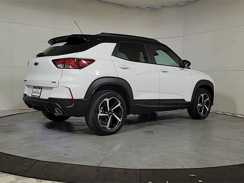 Used 2023 Chevrolet TrailBlazer RS image 7