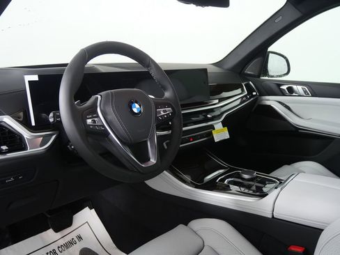 New 2026 BMW X5 xDrive40i AWD/4WD image 12