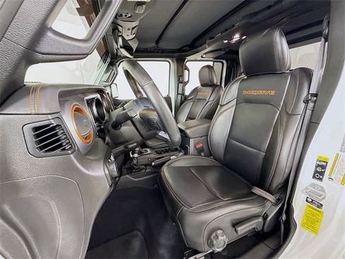 Used 2022 Jeep Gladiator Mojave w/ Trailer Tow Package image 5