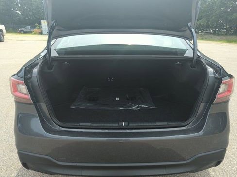 Used 2025 Subaru Legacy Premium image 28