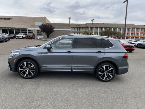 Used 2023 Volkswagen Tiguan SEL R-Line image 44