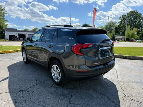 Used 2019 GMC Terrain SLE w/ Driver Convenience Package AWD/4WD image 3