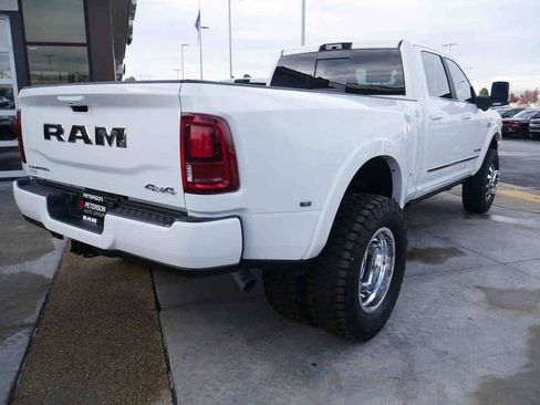 New 2026 RAM 3500 Limited image 30